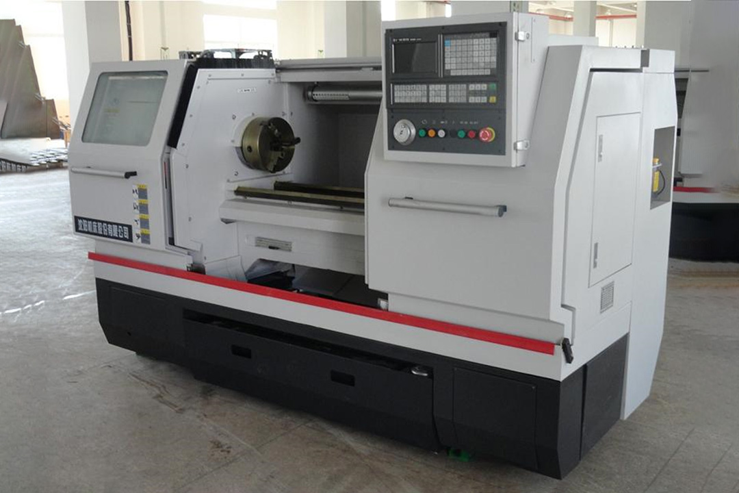 เครื่องกลึง CNC